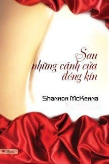 Sau Những Cánh Cửa Đóng Kín